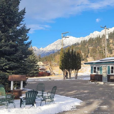 Lido Motel Radium Hot Springs Eksteriør bilde