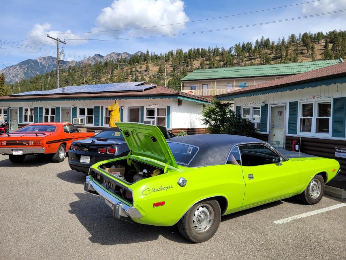Lido Motel Radium Hot Springs Eksteriør bilde