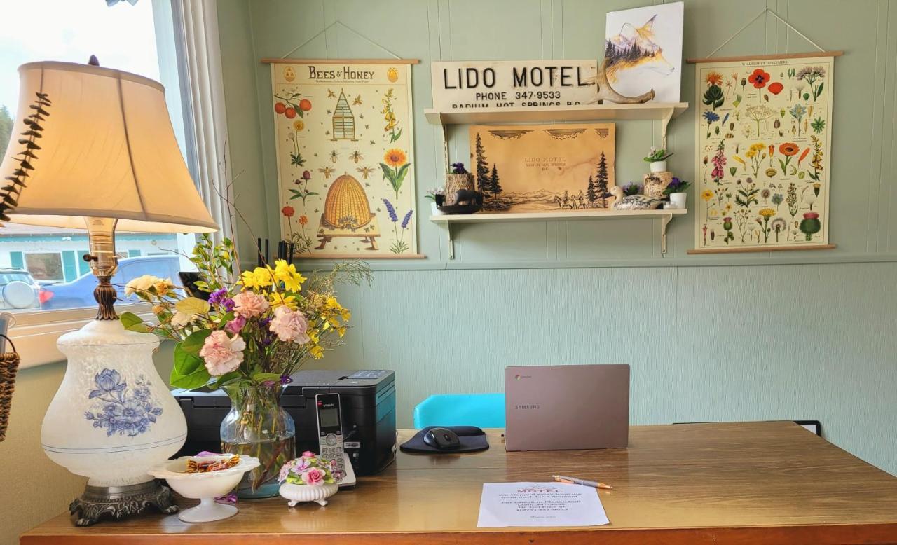 Lido Motel Radium Hot Springs Eksteriør bilde