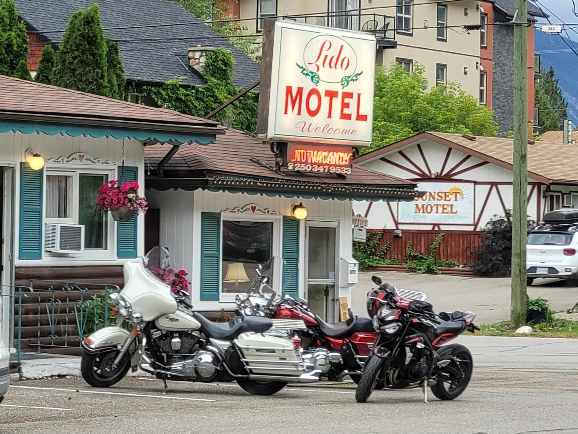 Lido Motel Radium Hot Springs Eksteriør bilde